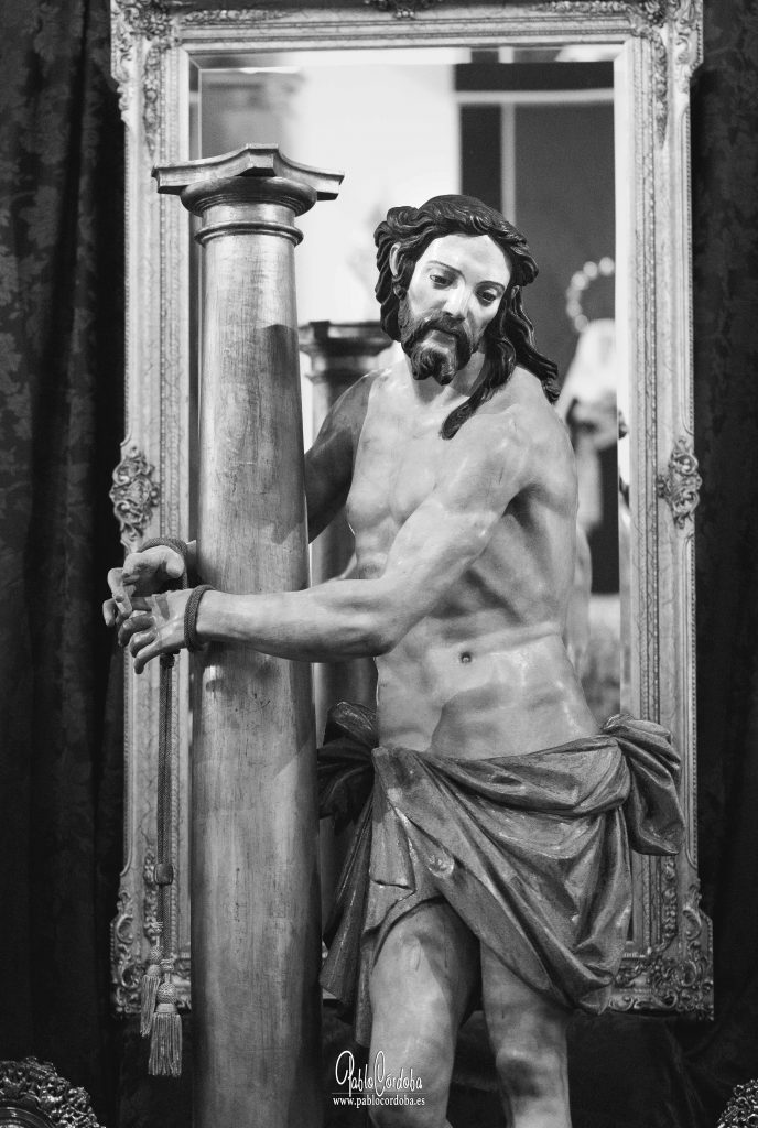 Nuestro Padre Jesús de la Paciencia durante el besapiés celebrado en la iglesia de San Matías de Granada en 2026.